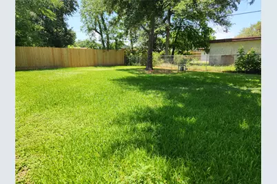 2914 Vance Avenue N, Texas City, TX 77590 - Photo 13