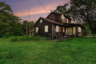 189 Lake Livingston Blvd, Livingston, TX 77351 - Photo 1