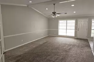 802 James St, Deer Park, TX 77536 - Photo 3