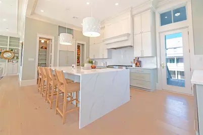 11610 Beachside, Galveston, TX 77554 - Photo 9