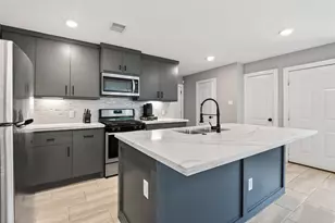 436 Owens St, Houston, TX 77029 - Photo 1