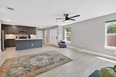 436 Owens Street, Houston, TX 77029 - Photo 9