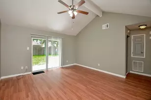 10418 Sagestar Ln, Houston, TX 77089 - Photo 17