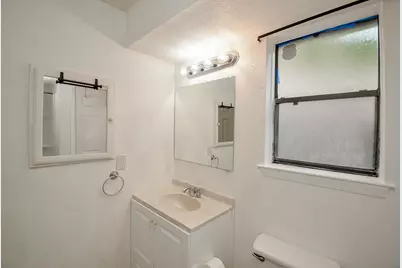 10418 Sagestar Lane, Houston, TX 77089 - Photo 23