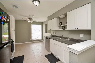 10418 Sagestar Lane, Houston, TX 77089 - Photo 11