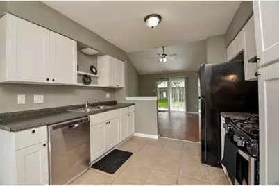 10418 Sagestar Lane, Houston, TX 77089 - Photo 13