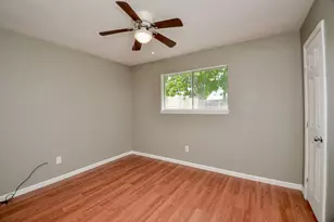 10418 Sagestar Ln, Houston, TX 77089 - Photo 27