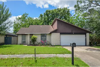 10418 Sagestar Lane, Houston, TX 77089 - Photo 1