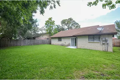 10418 Sagestar Lane, Houston, TX 77089 - Photo 35