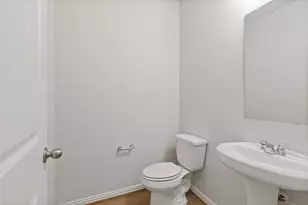 250 Cross Gable Ln, Dayton, TX 77535 - Photo 9