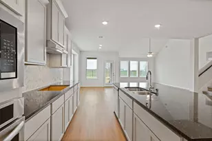 250 Cross Gable Ln, Dayton, TX 77535 - Photo 11