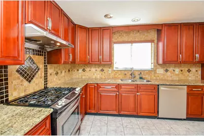 16318 Cobble Springs Court, Sugar Land, TX 77498 - Photo 17