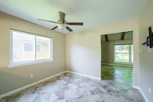 10422 Gulfstream Ln, Sugar Land, TX 77498 - Photo 15