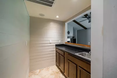 10422 Gulfstream Lane, Sugar Land, TX 77498 - Photo 19