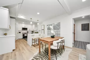 608 Graceland St, Houston, TX 77009 - Photo 9