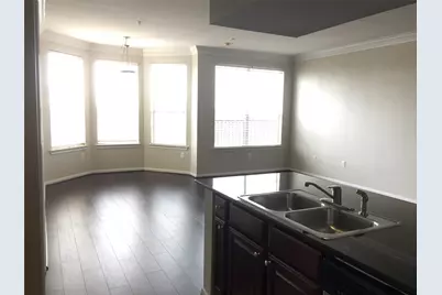 7575 Kirby Drive #2420, Houston, TX 77030 - Photo 9