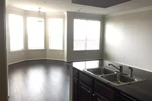 7575 Kirby Dr, Houston, TX 77030 - Photo 9