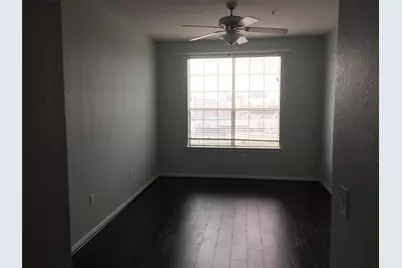 7575 Kirby Drive #2420, Houston, TX 77030 - Photo 11