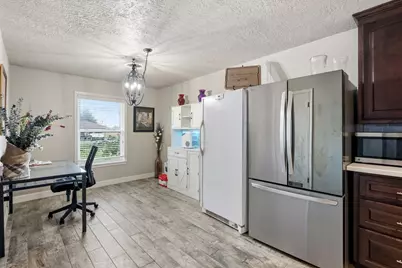 1539 Sterling Drive, Baytown, TX 77523 - Photo 15