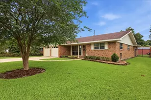 1012 Mimosa Dr, Nederland, TX 77627 - Photo 3