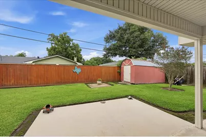 1012 Mimosa Drive, Nederland, TX 77627 - Photo 29