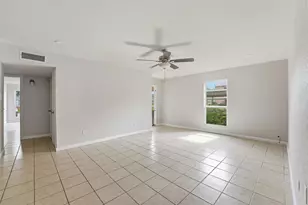 5667 Birchmont Dr, Houston, TX 77091 - Photo 5