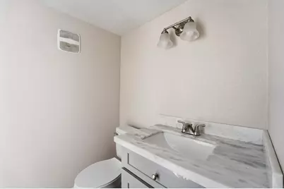 5667 Birchmont Drive #F, Houston, TX 77091 - Photo 11