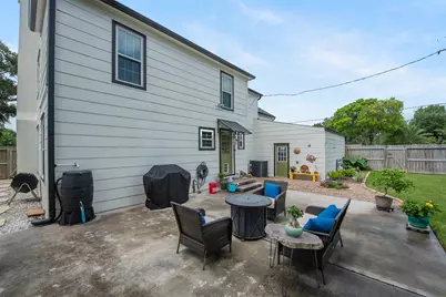 132 13th Avenue N, Texas City, TX 77590 - Photo 11