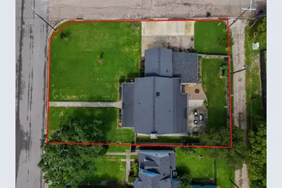132 13th Avenue N, Texas City, TX 77590 - Photo 7