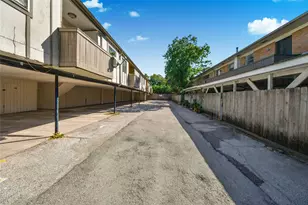 1240 Shadowdale Dr, Houston, TX 77043 - Photo 33