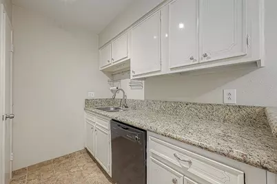 3131 Cummins Street #54, Houston, TX 77027 - Photo 15