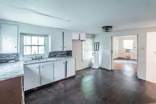 7988 Joy St, Houston, TX 77028 - Photo 7