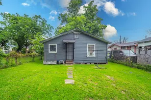 7988 Joy St, Houston, TX 77028 - Photo 9