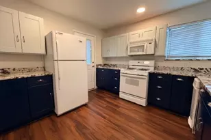 208 Sunset Heights Ave, Dayton, TX 77535 - Photo 3