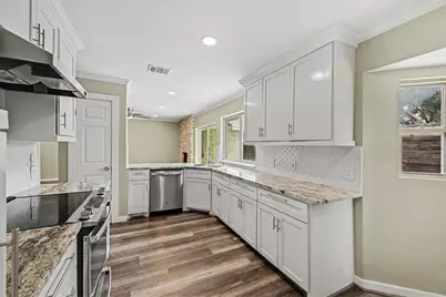 12063 Mulholland Drive, Meadows Place, TX 77477 - Photo 13