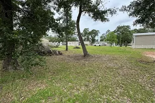 672 Wexford Dr, Conroe, TX 77303 - Photo 9