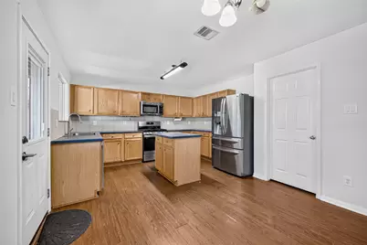 9203 Delmont Park Lane, Houston, TX 77075 - Photo 13