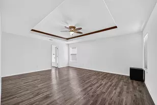 9203 Delmont Park Ln, Houston, TX 77075 - Photo 39