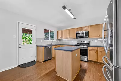 9203 Delmont Park Lane, Houston, TX 77075 - Photo 15