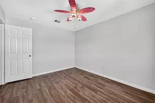 9203 Delmont Park Ln, Houston, TX 77075 - Photo 37