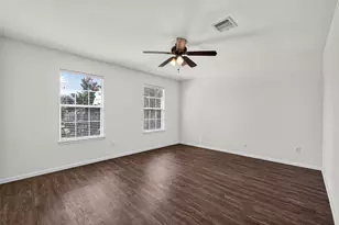 9203 Delmont Park Ln, Houston, TX 77075 - Photo 21