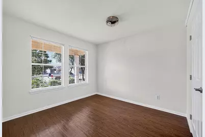 9203 Delmont Park Lane, Houston, TX 77075 - Photo 7