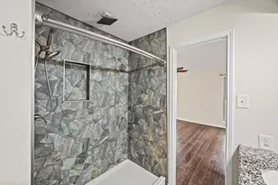 1515 Bamwick Dr, Houston, TX 77090 - Photo 27