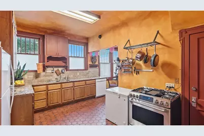 108 N Sterling Avenue, Bryan, TX 77803 - Photo 21