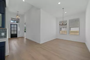 18047 Brennie Bird Ln, Conroe, TX 77302 - Photo 9