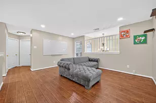 647 Hollandbridge Ln, Houston, TX 77073 - Photo 13