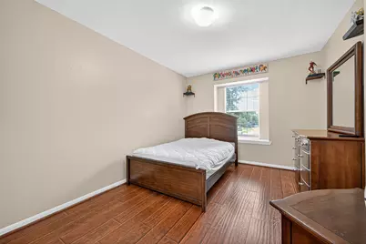 647 Hollandbridge Lane, Houston, TX 77073 - Photo 15