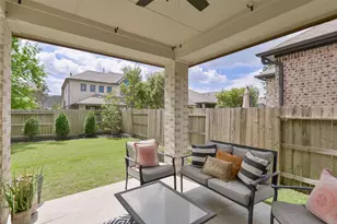 12606 Pierson Hollow Dr, Humble, TX 77346 - Photo 5