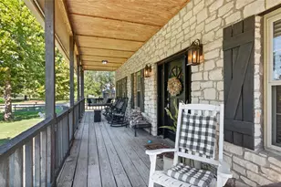 5101 W Zephyr Dr, Alvin, TX 77511 - Photo 5