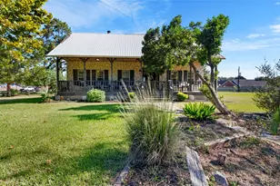 5101 W Zephyr Dr, Alvin, TX 77511 - Photo 29